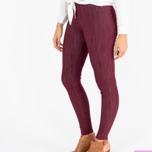 Agnes and Dora Jegging S